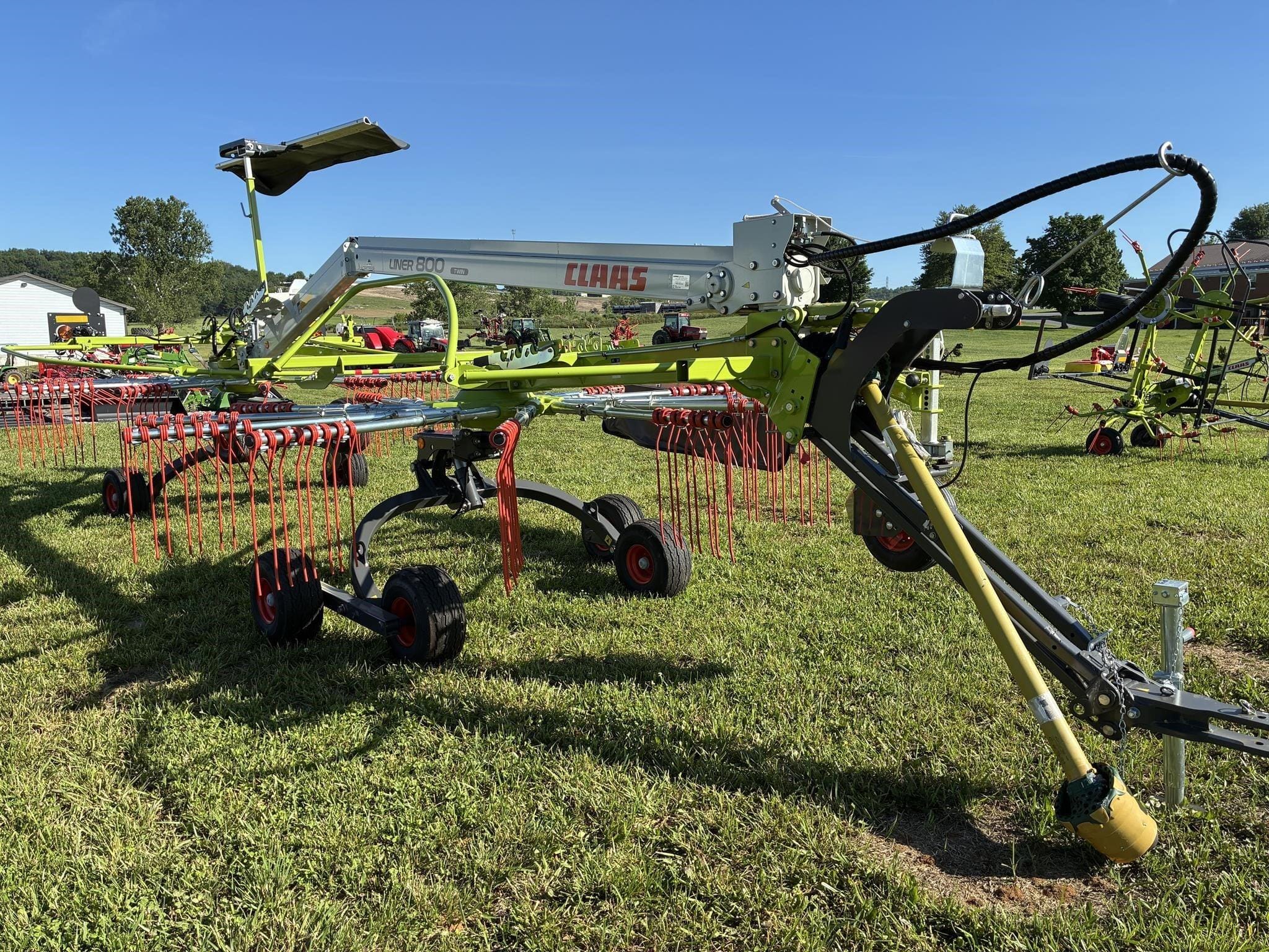 2024 CLAAS LINER 800 TWIN Equipment Image0