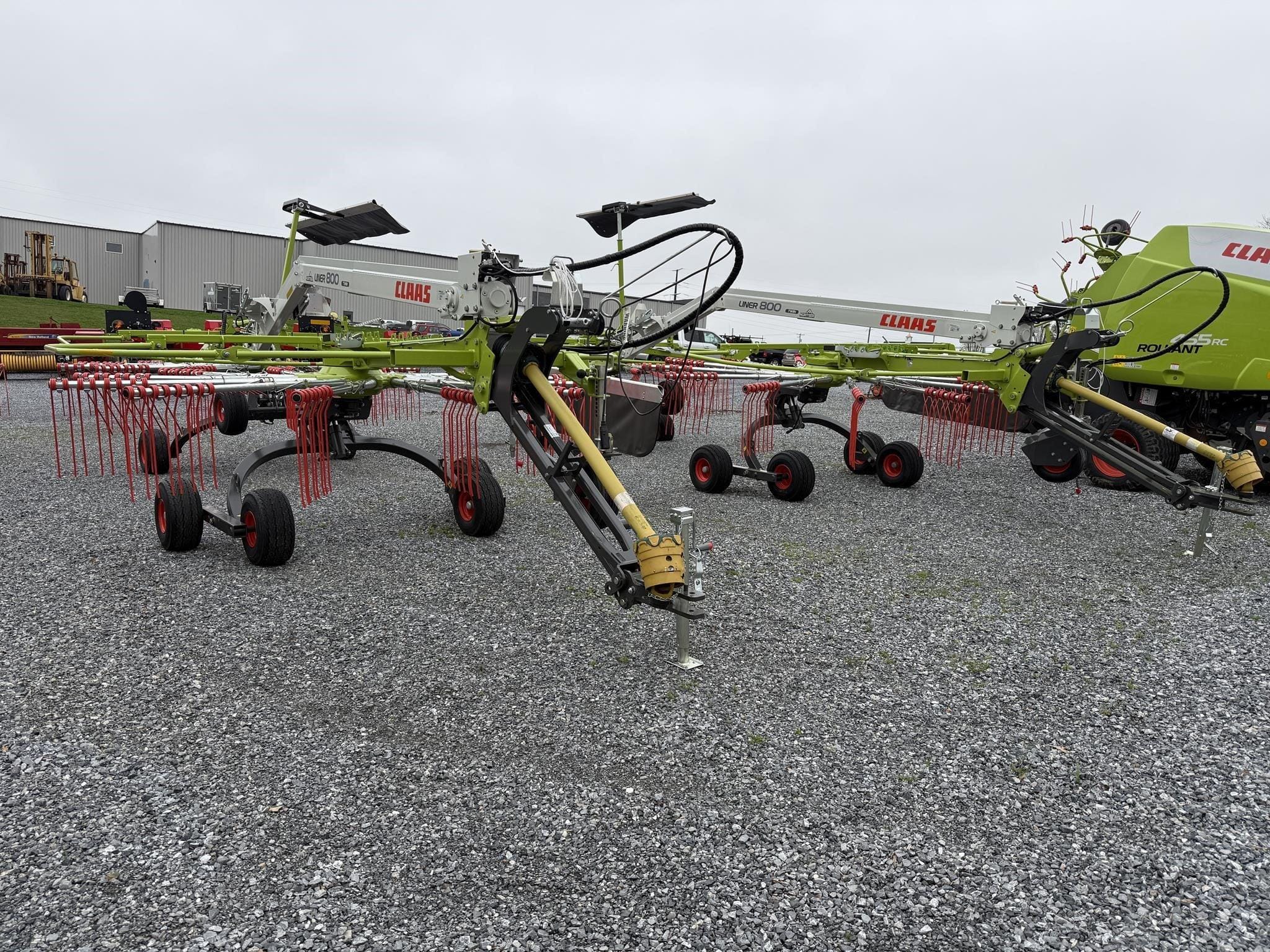 2024 CLAAS LINER 800 TWIN Equipment Image0