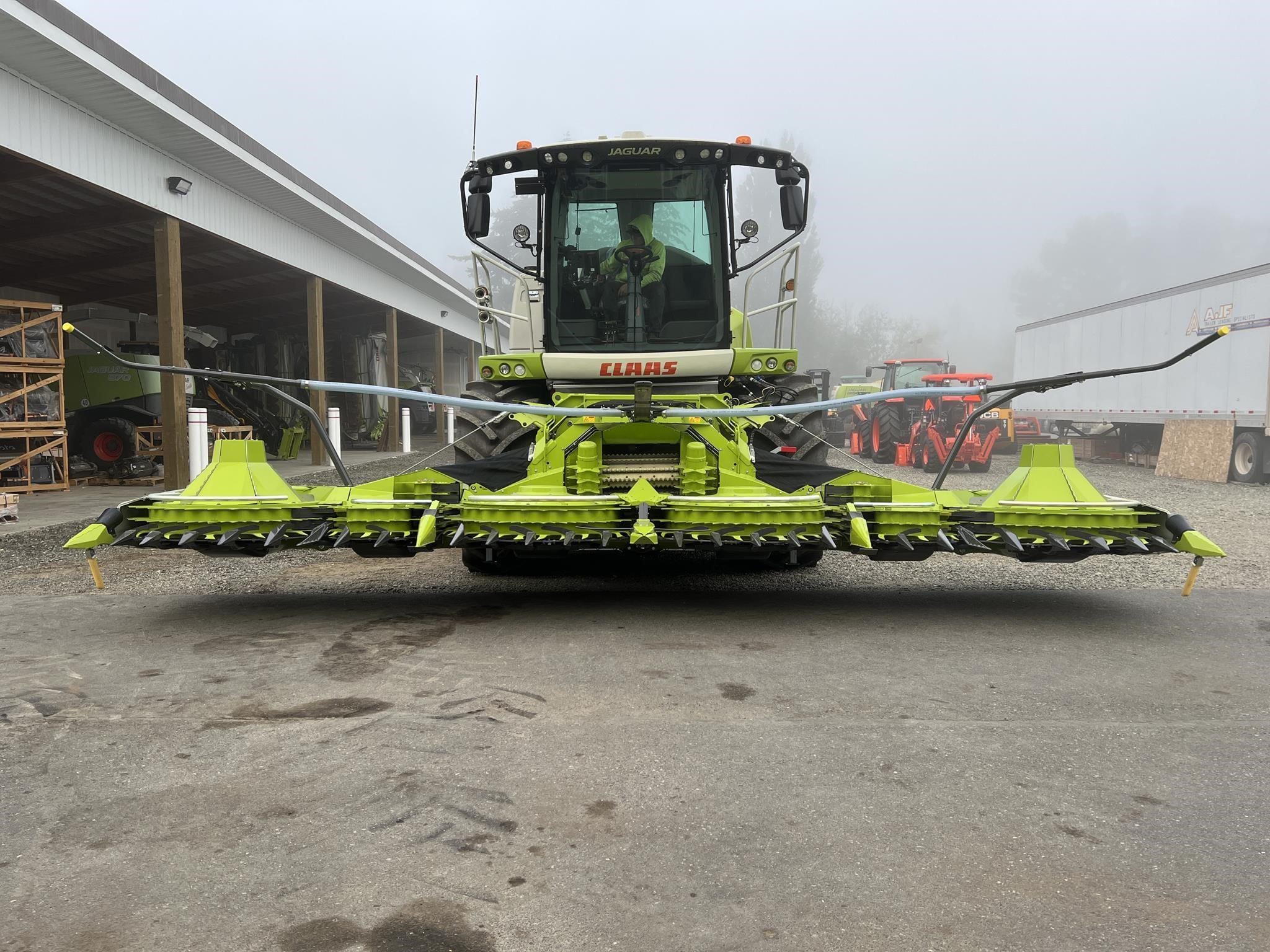 2024 CLAAS Orbis 750 Equipment Image0