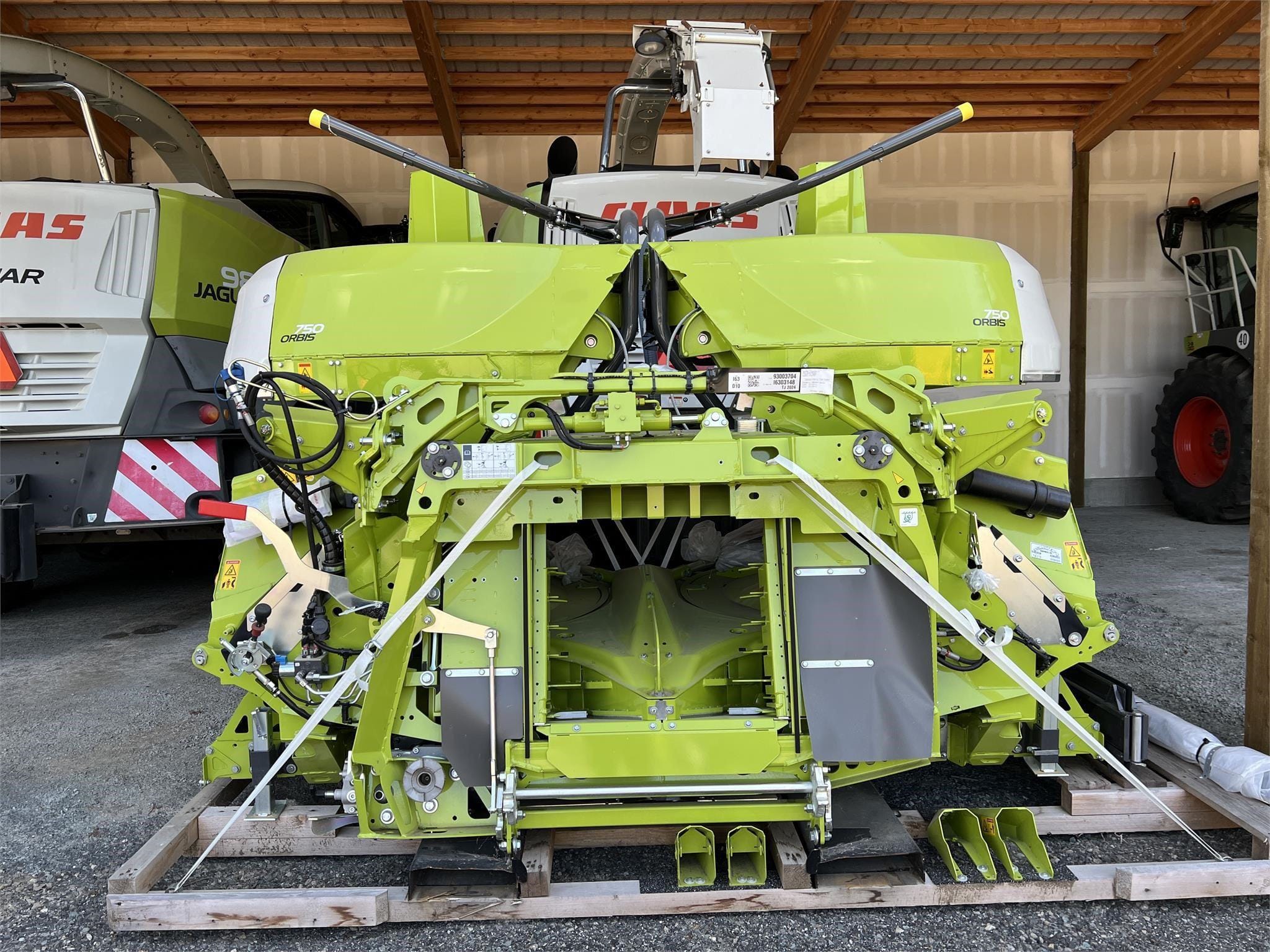 2024 CLAAS Orbis 750 Equipment Image0