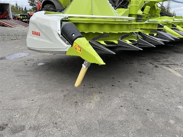 Image of CLAAS Orbis 900 equipment image 1