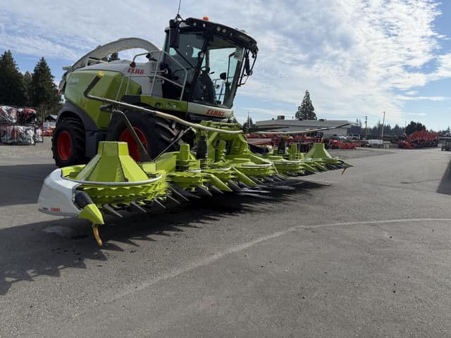 Image of CLAAS Orbis 900 equipment image 1