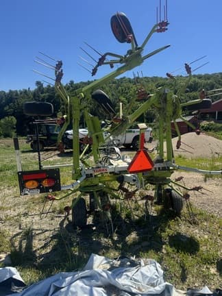 Image of CLAAS Volto 800 TH equipment image 3