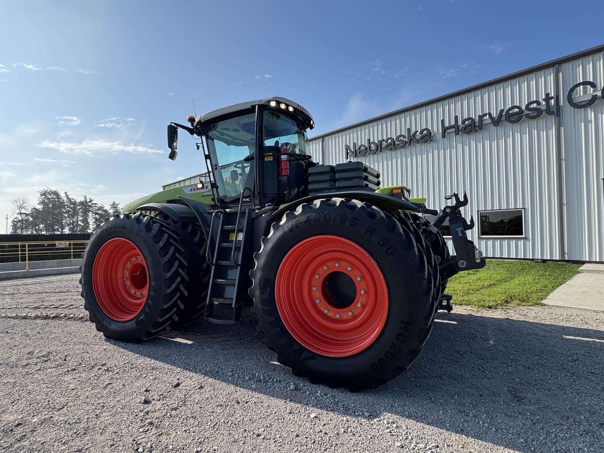 2024 CLAAS Xerion 4500 Trac Equipment Image0