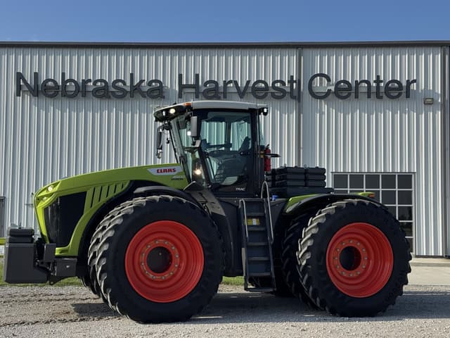 Image of CLAAS Xerion 4500 Trac equipment image 1