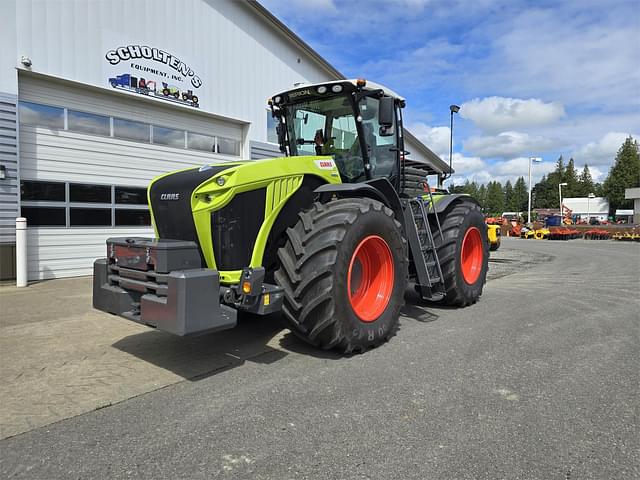 Image of CLAAS Xerion 5000 equipment image 4