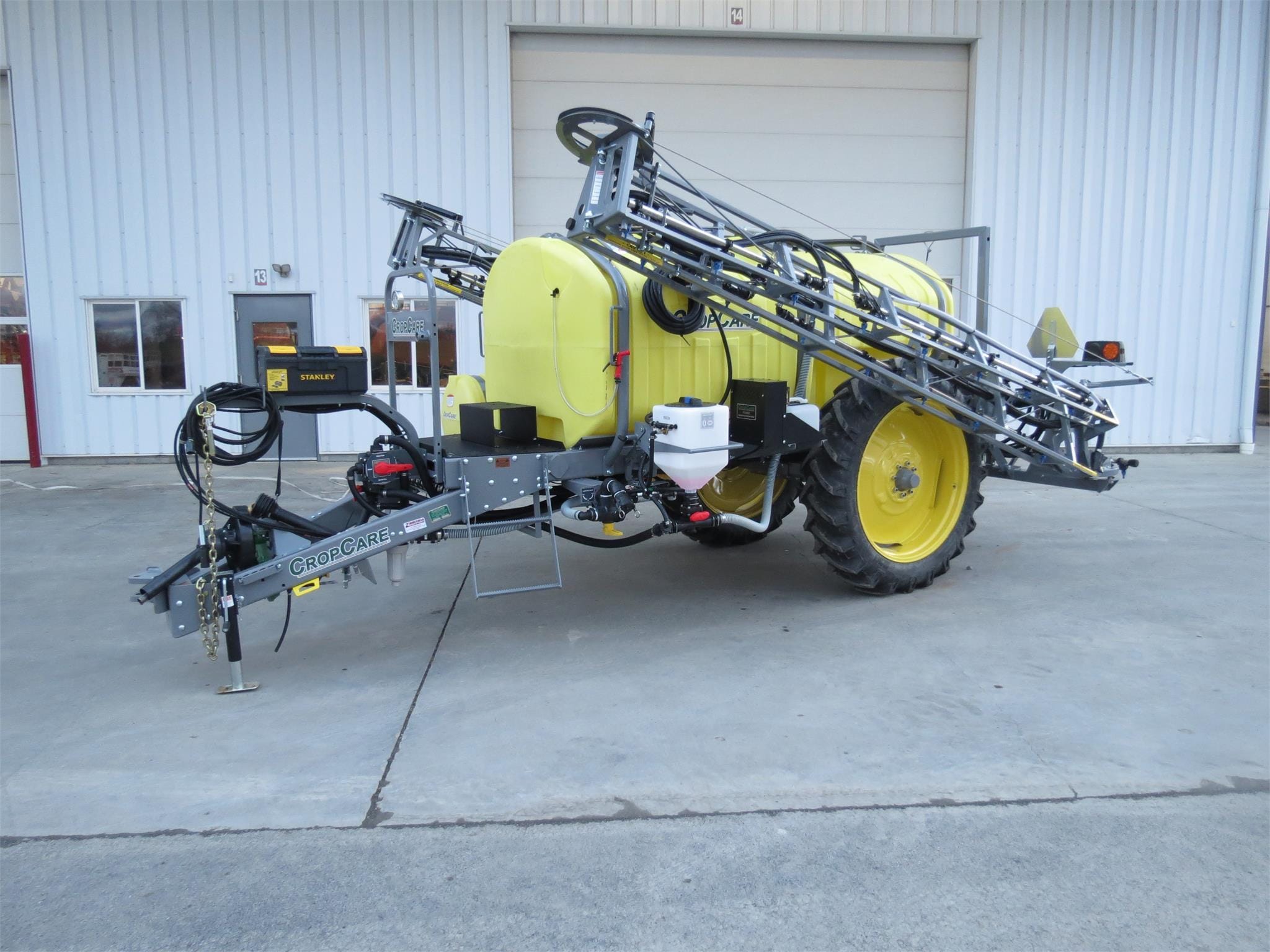 2024 Crop Care AGX1000 Equipment Image0
