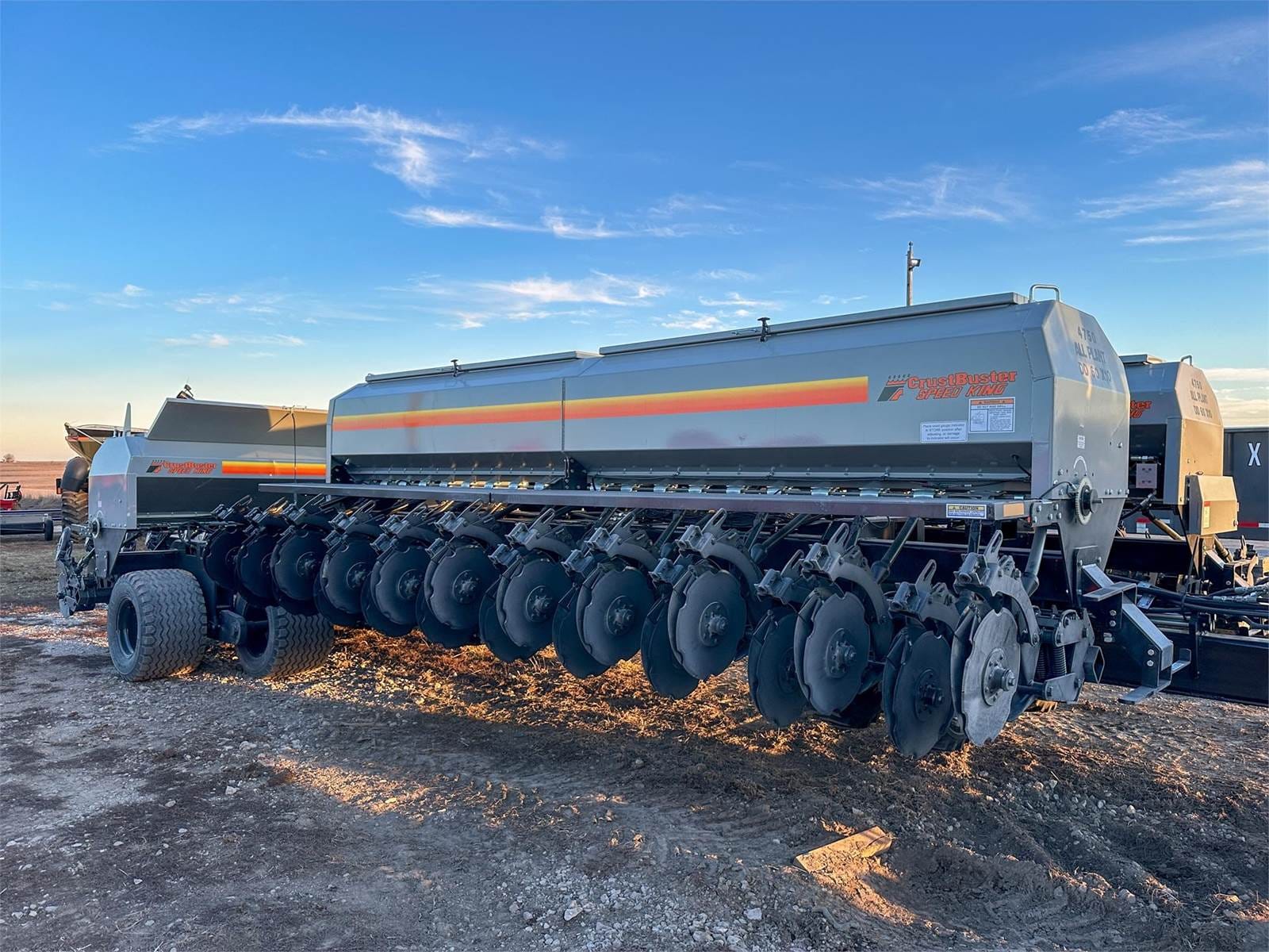 2024 CrustBuster 4750 Equipment Image0