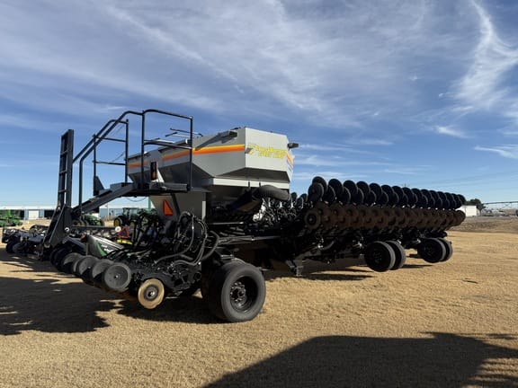 2024 CrustBuster 4560 Equipment Image0
