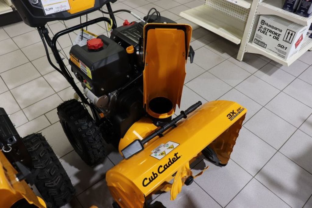 2024 Cub Cadet 3X28 Equipment Image0