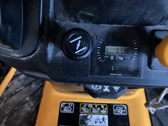 Image of Cub Cadet XT2 GX54 equipment image 4