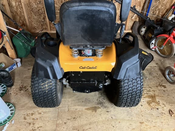 Image of Cub Cadet XT2 GX54 equipment image 2