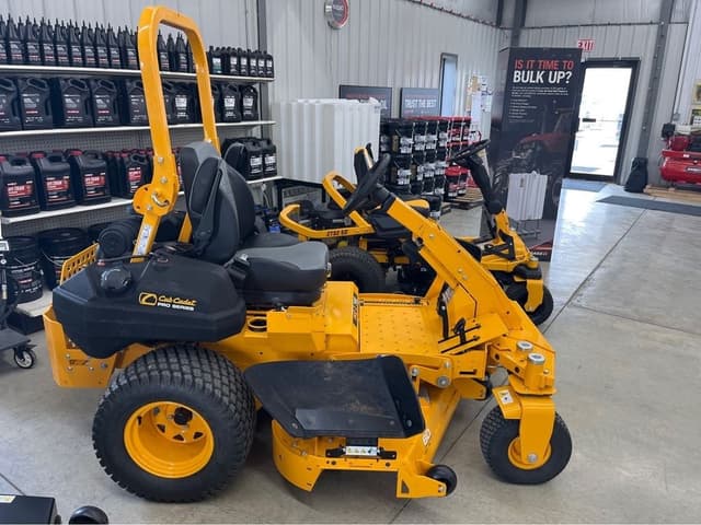 Image of Cub Cadet Pro Z 760S equipment image 1