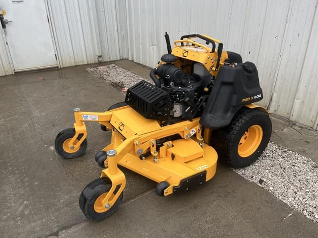 Image of Cub Cadet Pro X 654 equipment image 3