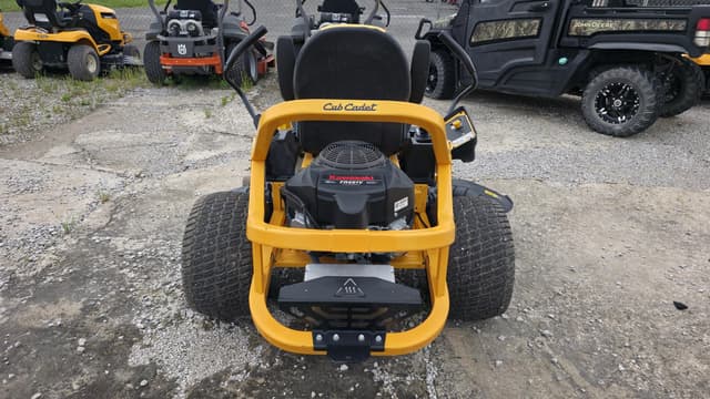 Image of Cub Cadet Ultima ZT2 equipment image 3