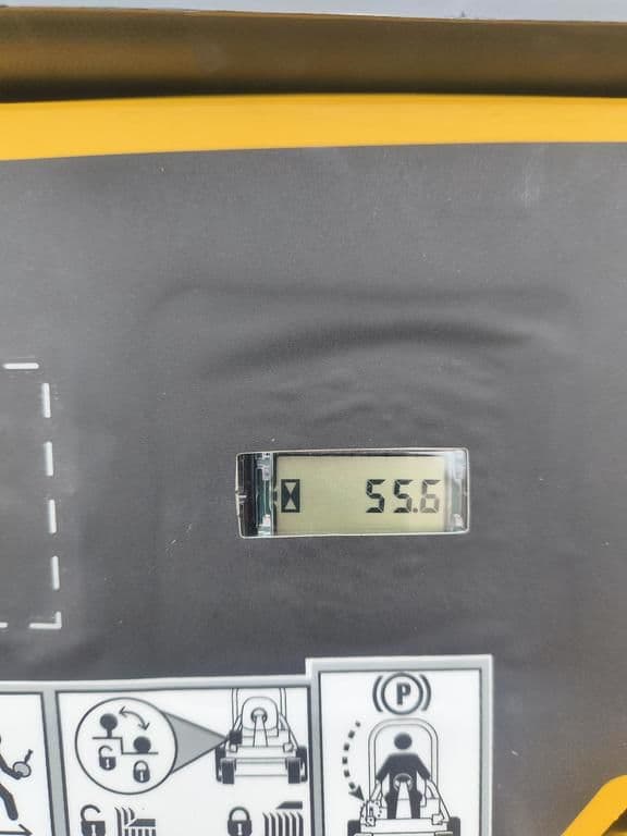 Image of Cub Cadet Ultima ZTXS4 equipment image 4
