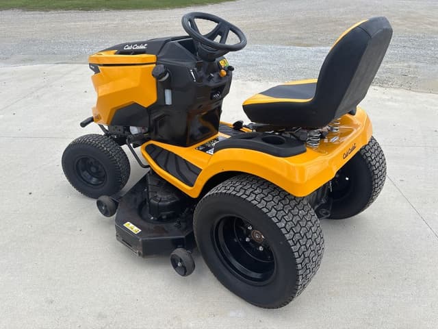 Image of Cub Cadet XT1 ST54 equipment image 3