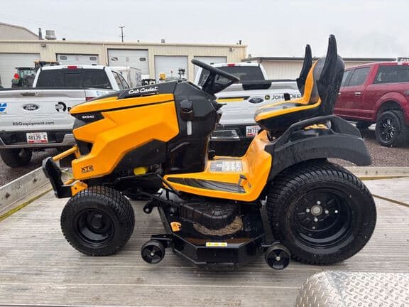 Image of Cub Cadet XT2 GX54D equipment image 1