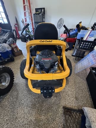 Image of Cub Cadet Ultima ZT1 equipment image 4