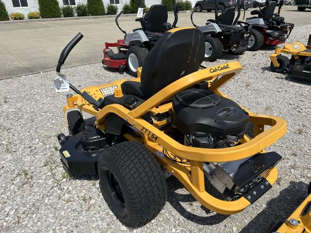 Image of Cub Cadet Ultima ZT1 equipment image 4
