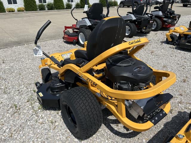 Image of Cub Cadet Ultima ZT1 equipment image 4