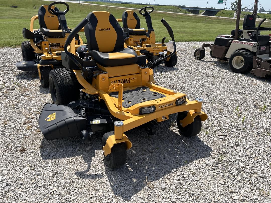 Image of Cub Cadet Ultima ZT1 Primary image