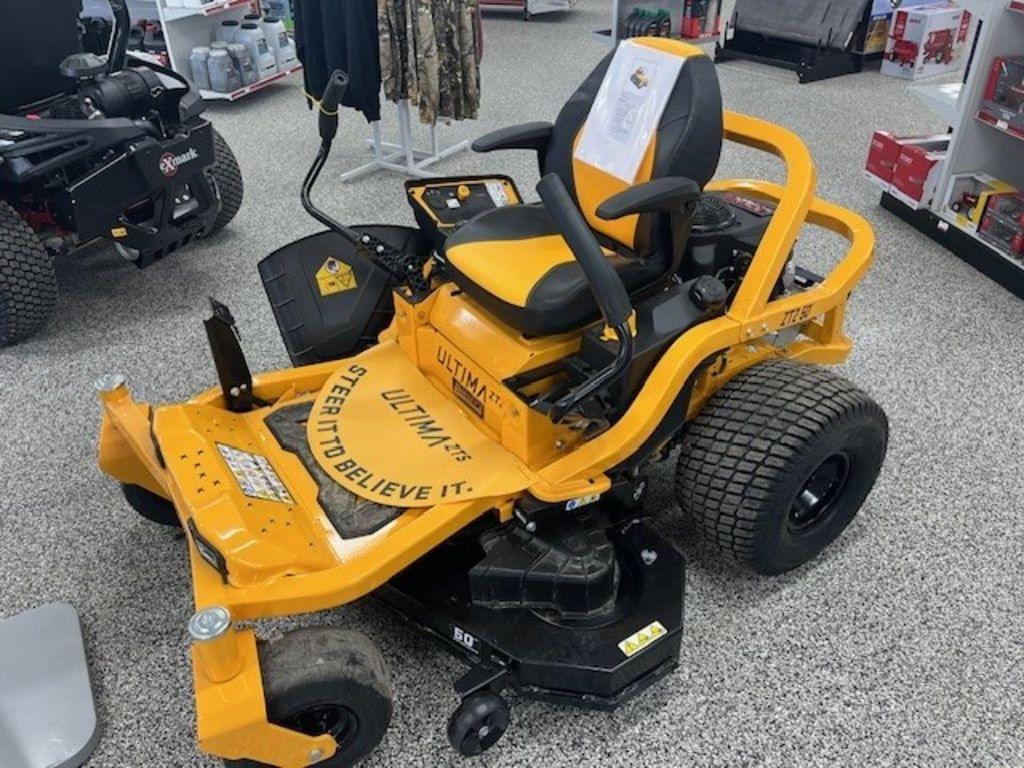 Image of Cub Cadet Ultima ZT2 Image 0