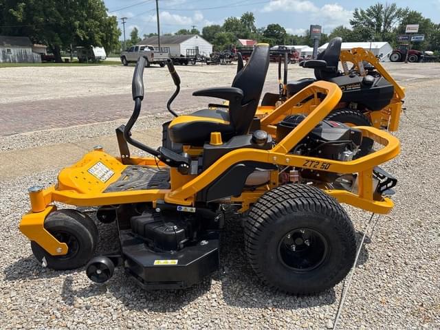 Image of Cub Cadet Ultima ZT2 equipment image 1