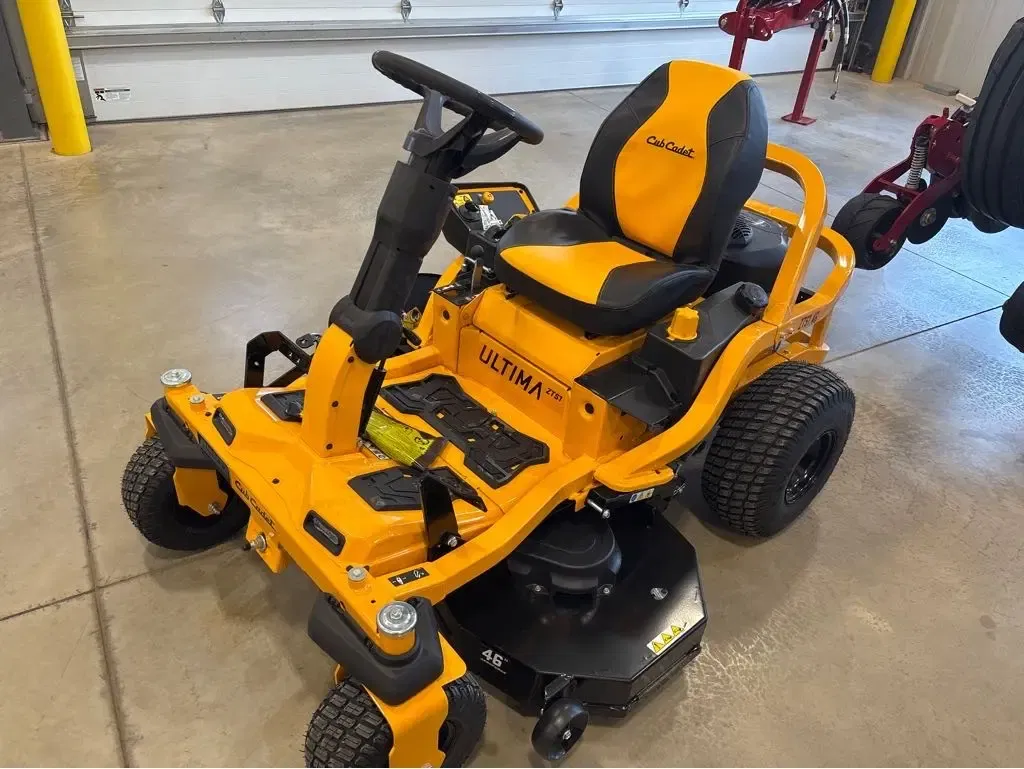Main image Cub Cadet Ultima ZTS1