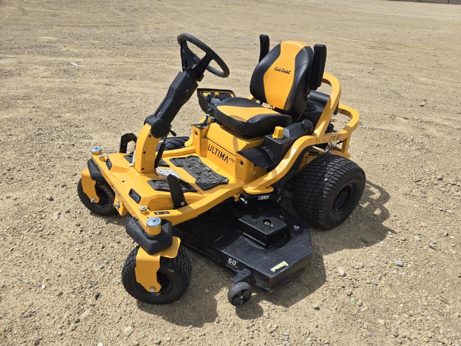 2024 Cub Cadet Ultima ZTS2 Equipment Image0