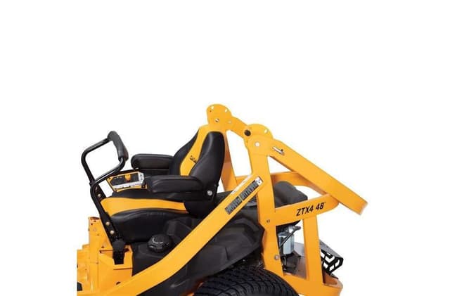 Image of Cub Cadet Ultima ZTX4 equipment image 3