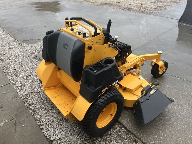 Image of Cub Cadet Pro X 654 equipment image 3