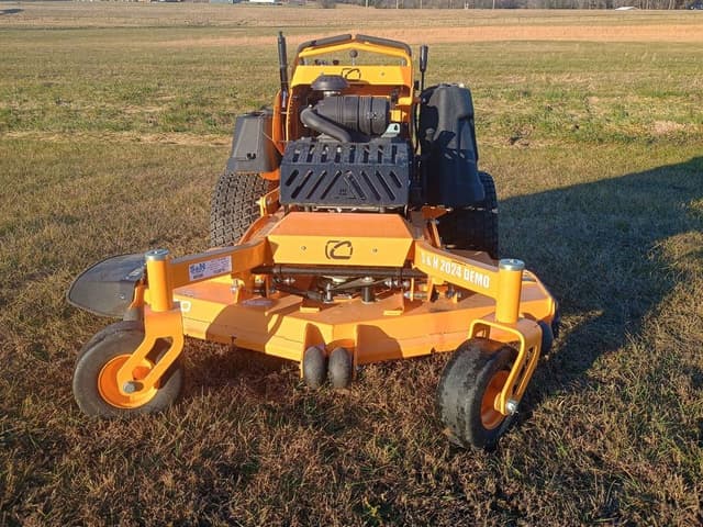 Image of Cub Cadet Pro X 660 equipment image 1