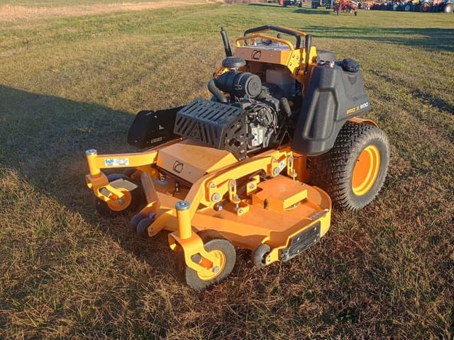 Image of Cub Cadet PRO X600 equipment image 1