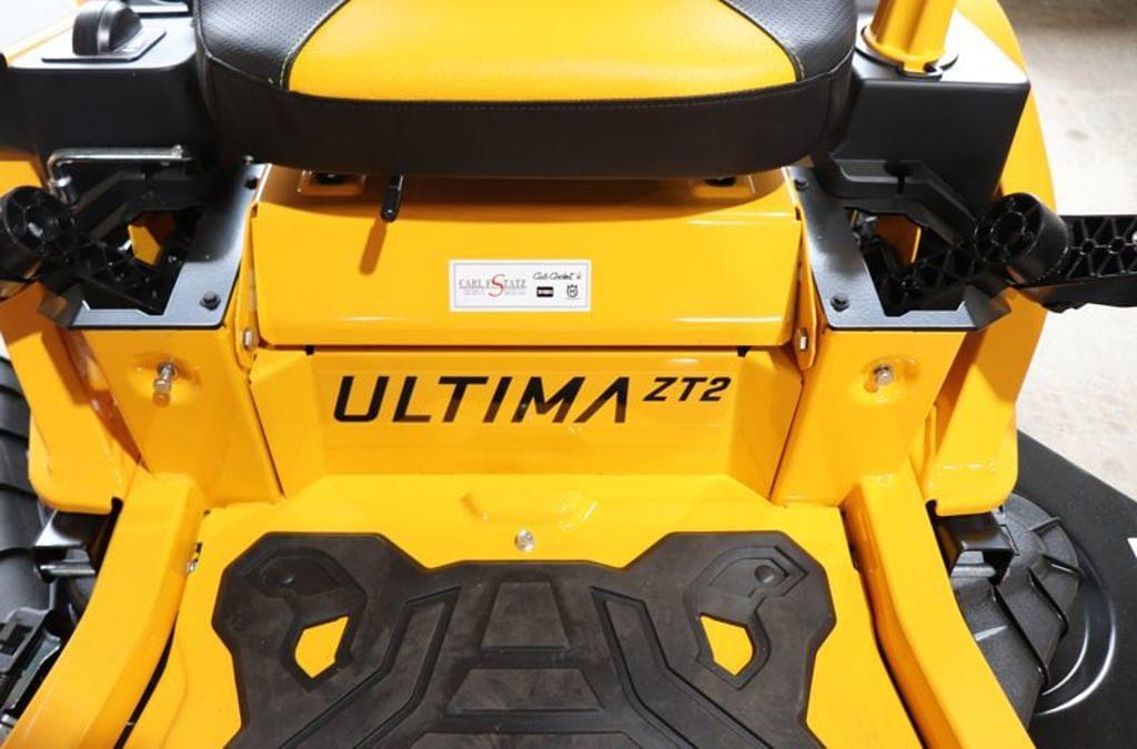 Image of Cub Cadet Ultima ZT2 Image 1