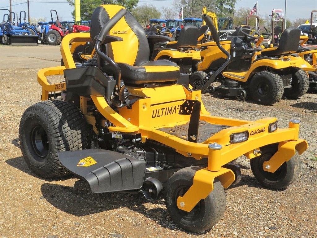 2024 Cub Cadet Ultima ZT2 Equipment Image0