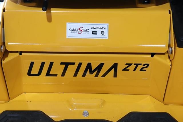 Image of Cub Cadet Ultima ZT2 equipment image 1