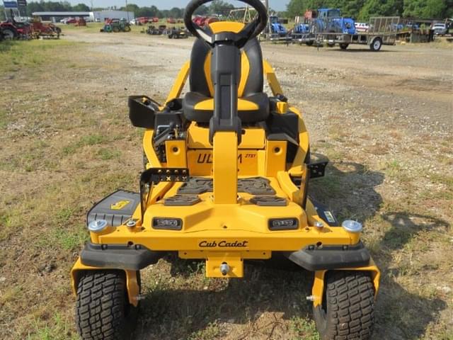 Image of Cub Cadet Ultima ZTS1 equipment image 4