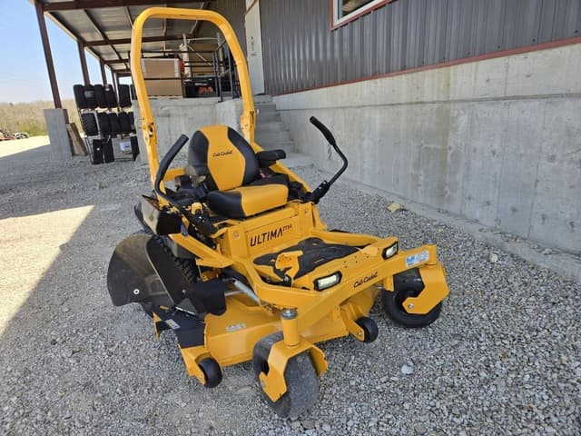 Image of Cub Cadet Ultima ZTX4 equipment image 4