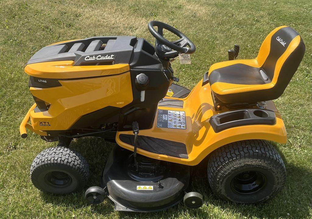 Image of Cub Cadet XT1 LT46 Primary image