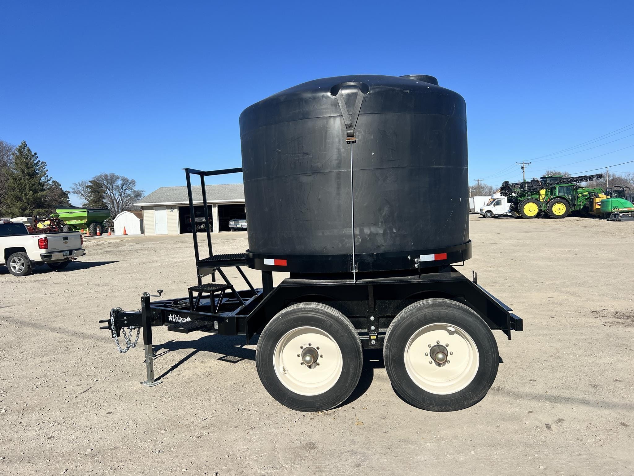 2024 Dalton Ag. M1700 Equipment Image0