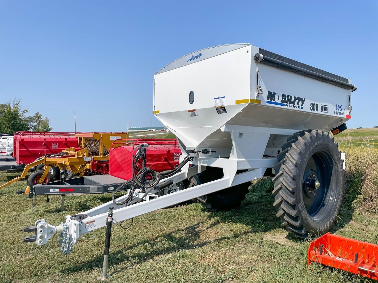 2024 Dalton Ag. Mobility 800 Equipment Image0