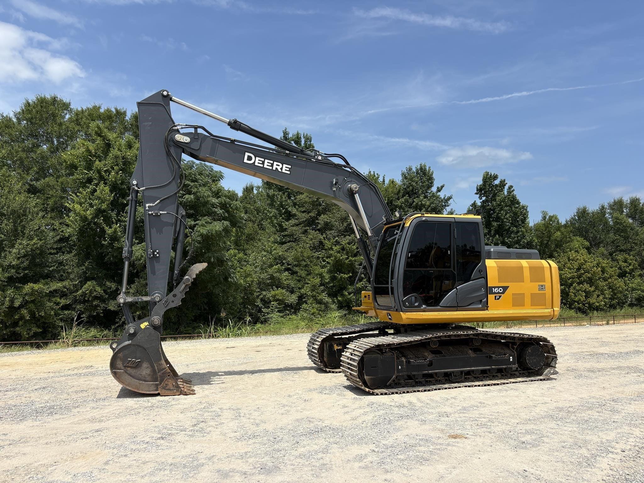 2024 John Deere 160P Equipment Image0