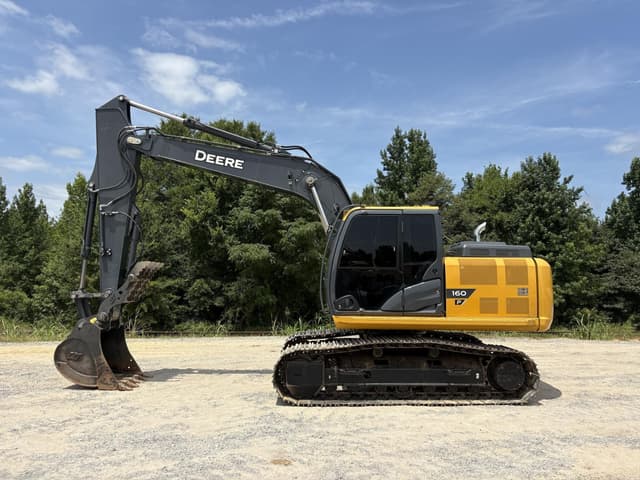 Image of John Deere 160P equipment image 1
