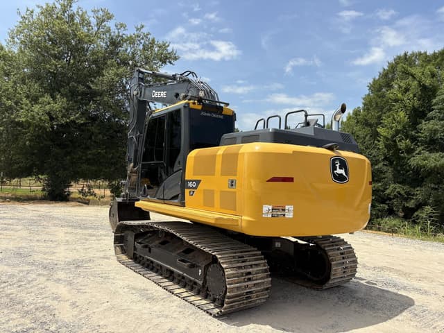 Image of John Deere 160P equipment image 2