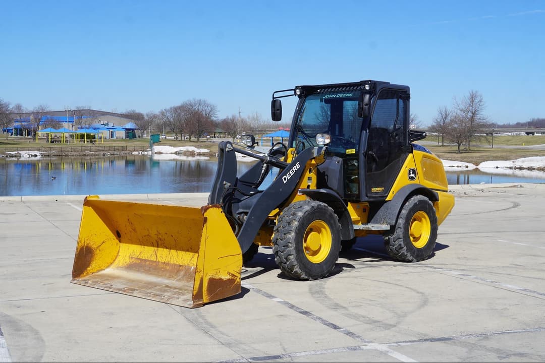 Image of John Deere 204G Primary image