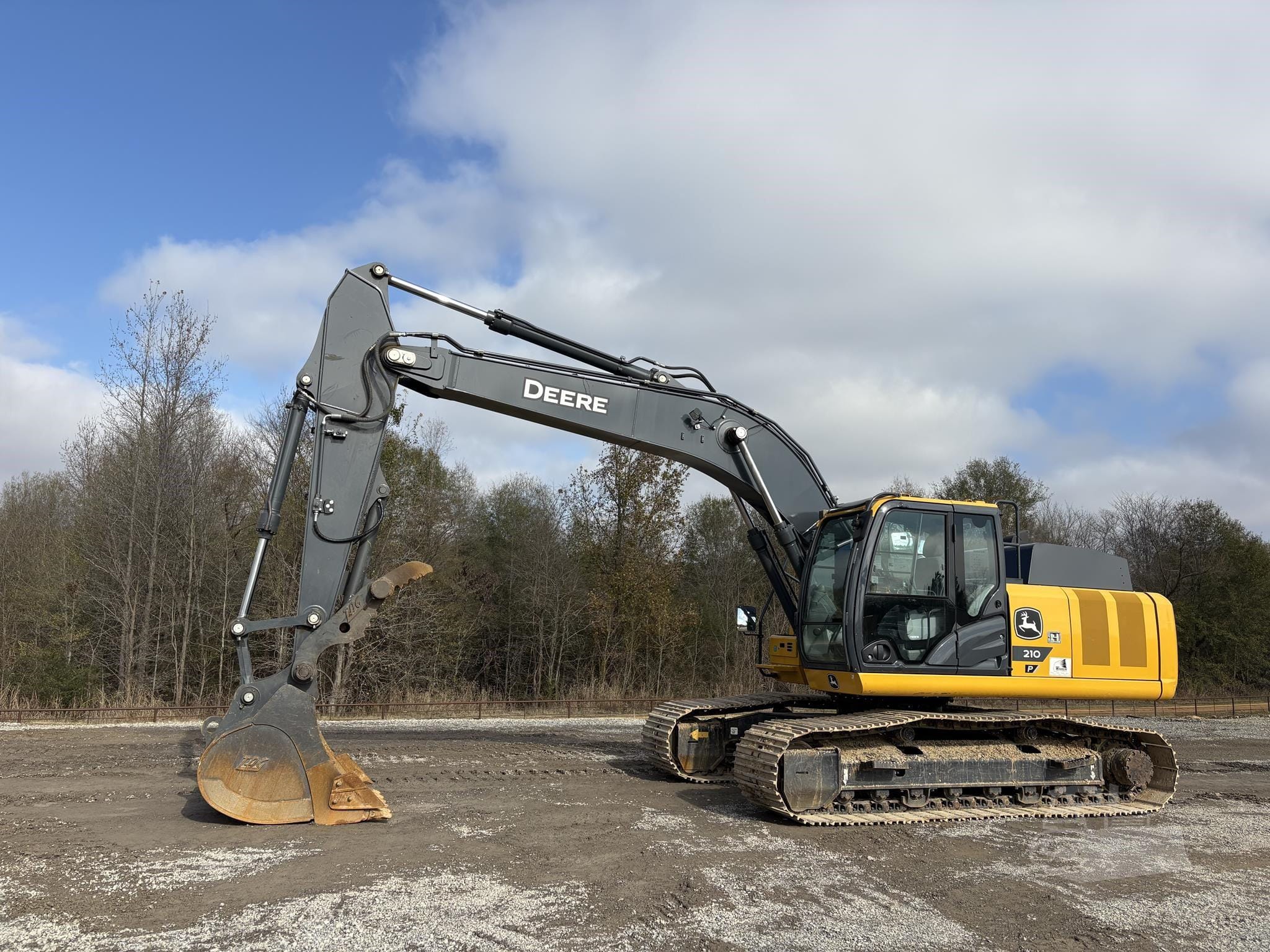 2024 John Deere 210P Equipment Image0