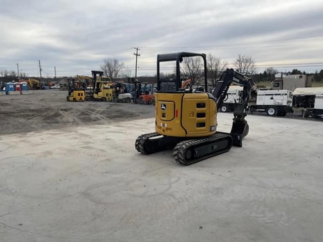 Image of John Deere 30P equipment image 3