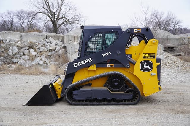 Image of John Deere 317G equipment image 2