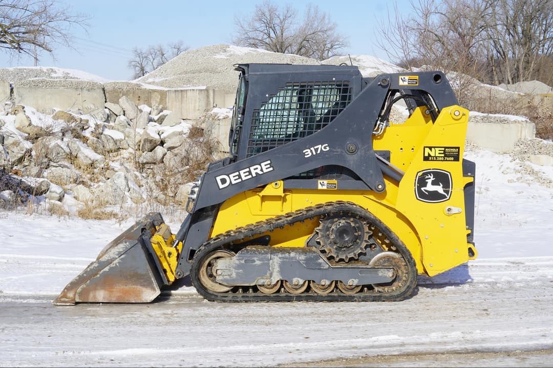 Image of John Deere 317G Primary image